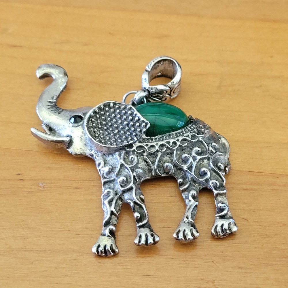 Vintage Silver Tone Filigree Elephant Pendant Green Malachite Stone